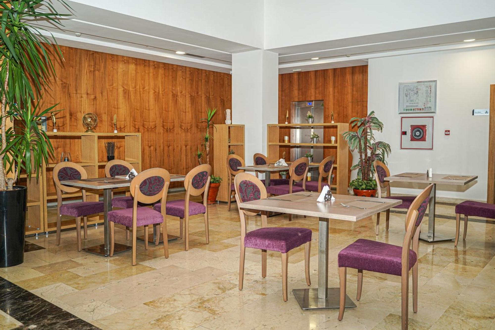 Prestige Hotel & Spa Tétouan Exterior photo